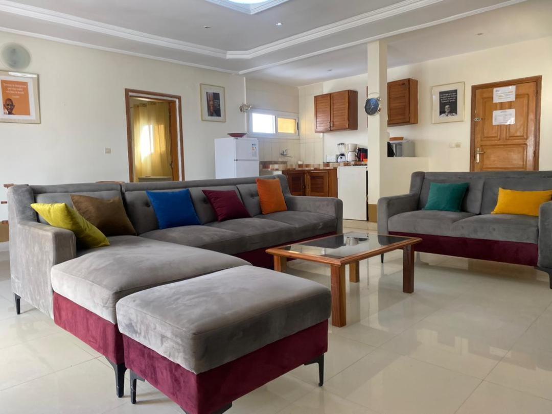 Residence Les Calanques Дакар Екстериор снимка