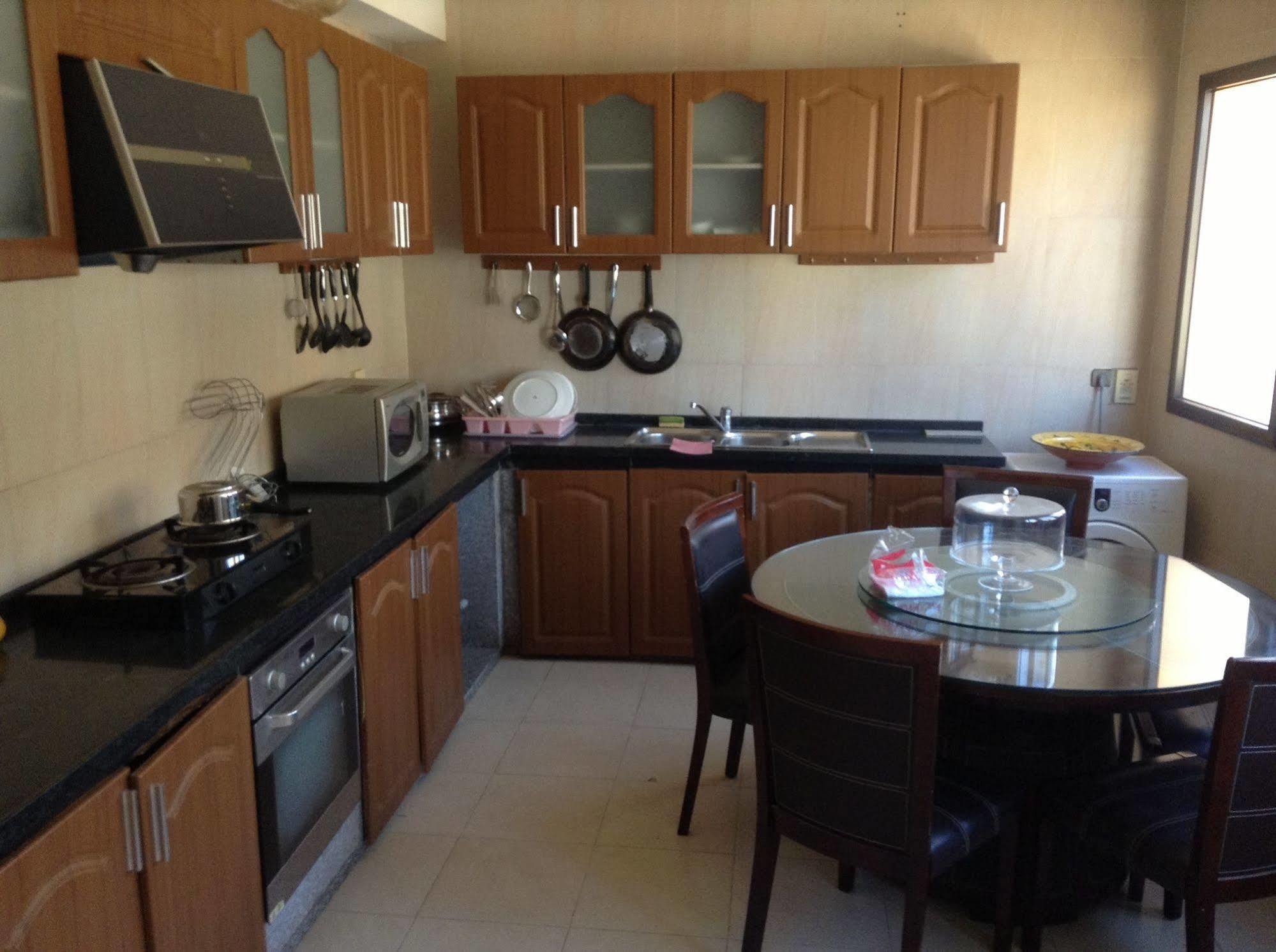 Residence Les Calanques Дакар Екстериор снимка